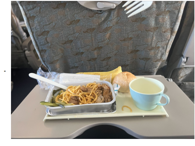 Ăn trưa trên máy bay